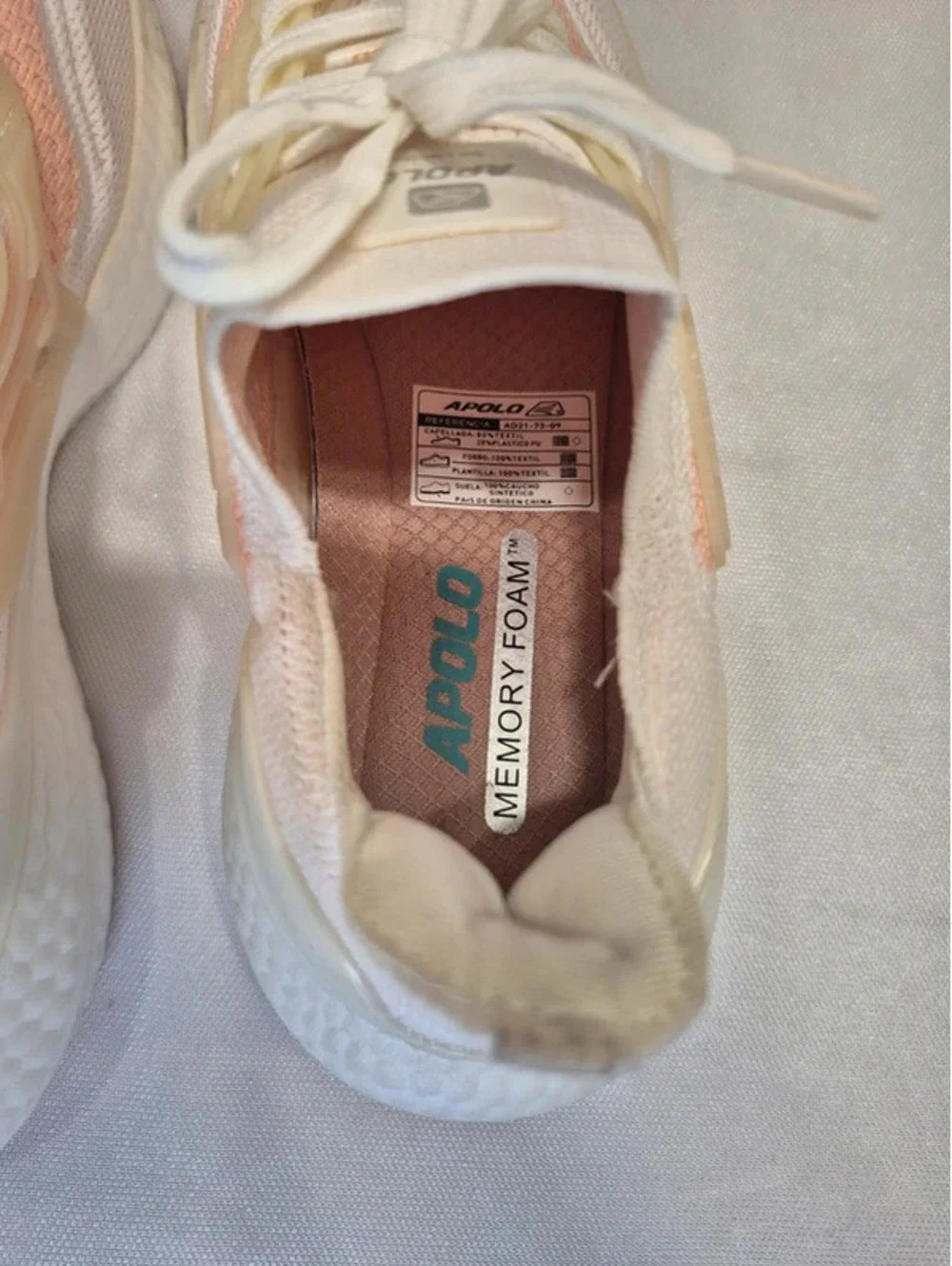 Apollo knit running sneakers white/ pink  lightweight memory foam women's 6.5